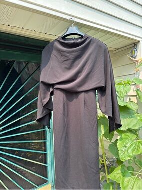 Alexia Admor Black Draped Capelet Long Sleeve Dress